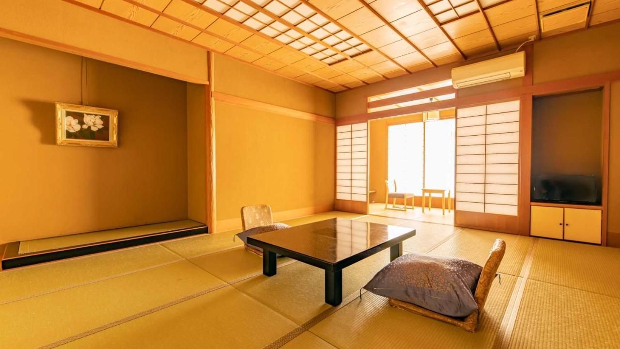 Hotel Fujiya à Kaga  Extérieur photo